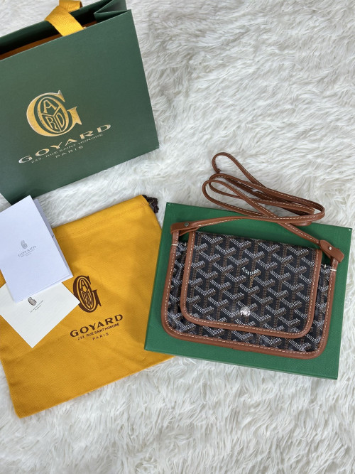 고야드 플뤼메 클러치 지갑